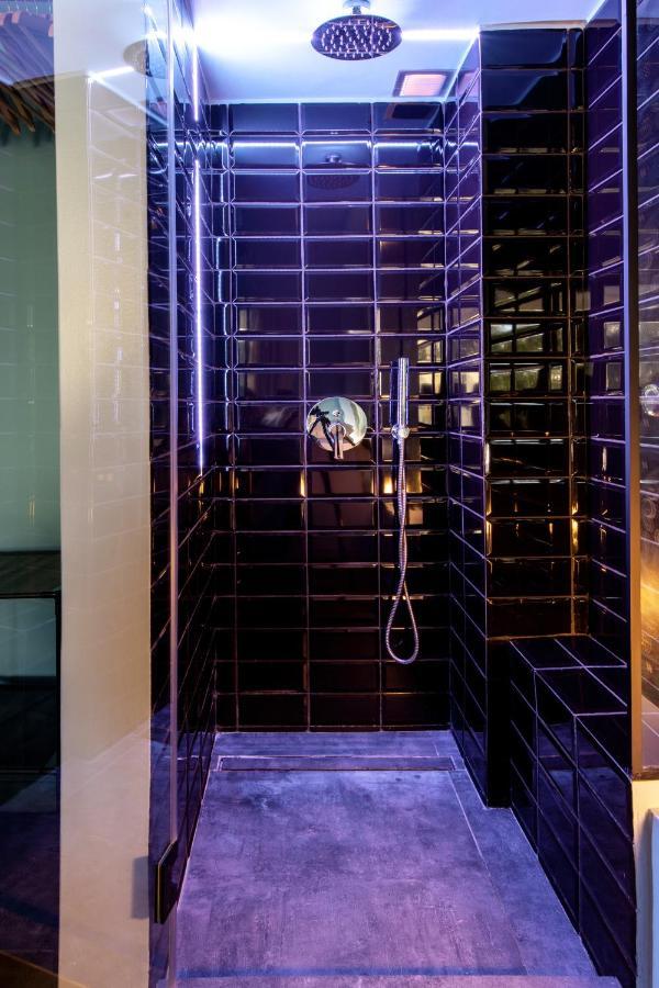 Secret Garden Downtown Apartment Athena Bagian luar foto