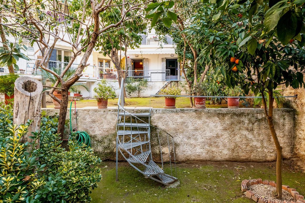 Secret Garden Downtown Apartment Athena Bagian luar foto